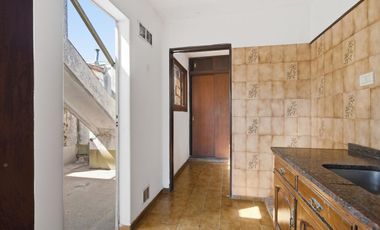 PH TRES AMBIENTES EN VENTA CENTRO DE BURZACO