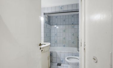 PH TRES AMBIENTES EN VENTA CENTRO DE BURZACO