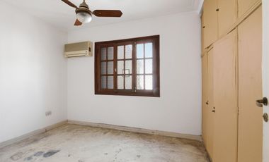 PH TRES AMBIENTES EN VENTA CENTRO DE BURZACO