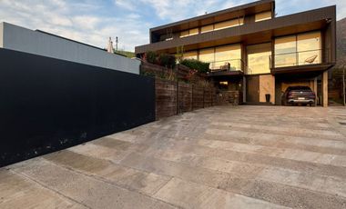 Casa en arriendo  en LA REINA
