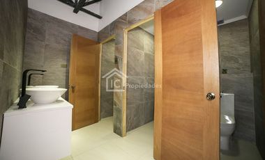 Oficina en Arriendo en Colina