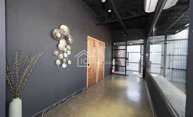 Oficina en Arriendo en Colina