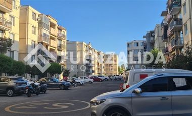 Departamento en Venta en Condominio Don Emiliano/ Metro Dorsal