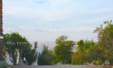 Casa en Venta en Hacienda Rinconada es un Condominio residencial consolidado a 3,6 km. del centro de Rinconada y 7 km. de Los Andes