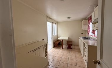 Casa en Arriendo en Casa en excelente ubicacion en Valle Volcanes, Puerto Montt para habitacional o Comercial