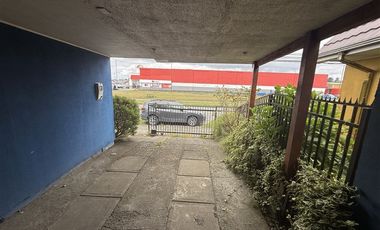 Casa en Arriendo en Casa en excelente ubicacion en Valle Volcanes, Puerto Montt para habitacional o Comercial