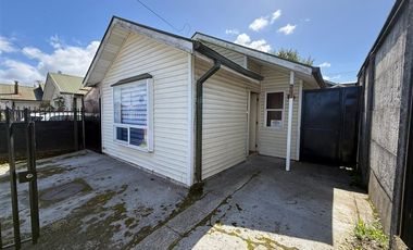 Casa en Arriendo en Casa en Puerta Sur al costado de colegio Creación de 3D 1B