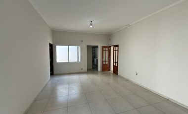 VENTA CASA A ESTRENAR - Barrio Oeste, Esperanza.-