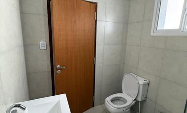 VENTA CASA A ESTRENAR - Barrio Oeste, Esperanza.-