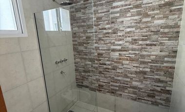 VENTA CASA A ESTRENAR - Barrio Oeste, Esperanza.-