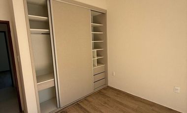 VENTA CASA A ESTRENAR - Barrio Oeste, Esperanza.-