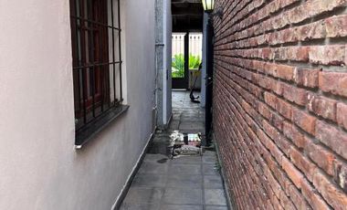 Casa en venta en Ezpeleta Este