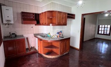 Casa en venta en Ezpeleta Este