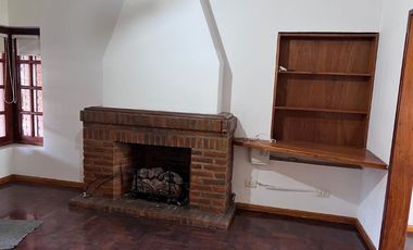 Casa en venta en Ezpeleta Este