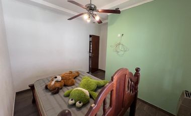 Casa en venta en Ezpeleta Este