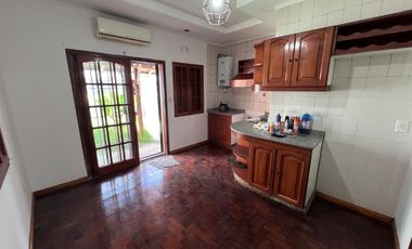 Casa en venta en Ezpeleta Este