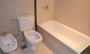 SEMIPISO EN VENTA 2 Dormitorios c/Balcón - Pje Cajaraville 100 - Martin, Rosario