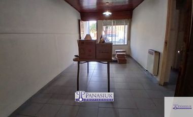 Casa en venta c/ cochera en 9 de Julio