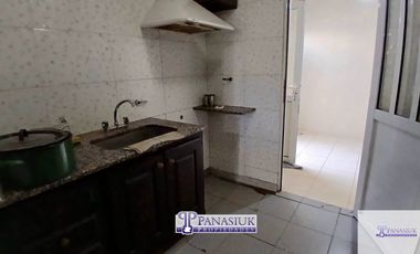 Casa en venta c/ cochera en 9 de Julio