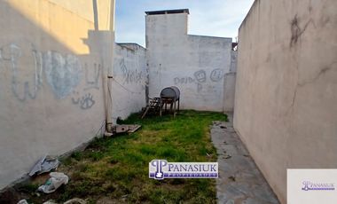 Casa en venta c/ cochera en 9 de Julio