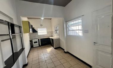 Casa en alquiler en Merlo Norte
