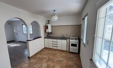 Duplex en alquiler en Merlo Norte