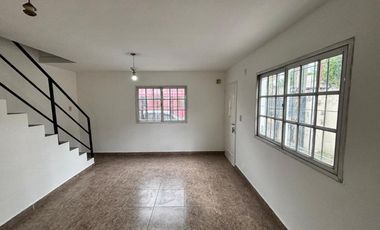 Duplex en alquiler en Merlo Norte
