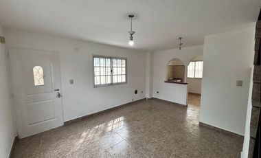 Duplex en alquiler en Merlo Norte