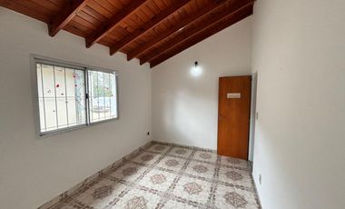 Duplex en alquiler en Merlo Norte
