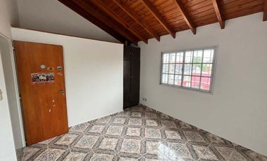 Duplex en alquiler en Merlo Norte