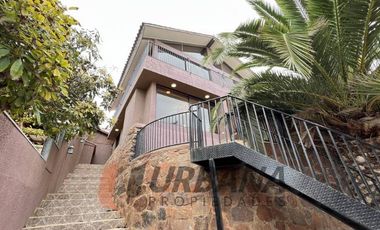 OPORTUNIDAD! HERMOSA Y AMPLIA CASA EN LA HERRADURA