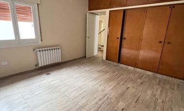 Propiedad-Casa de 5 dormitorios en venta en San Rafael, Mendoza
