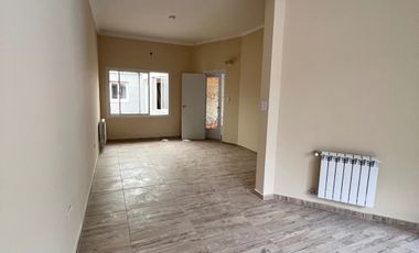 Propiedad-Casa de 5 dormitorios en venta en San Rafael, Mendoza