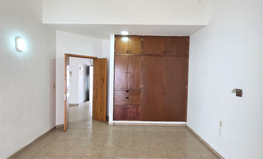 RESIDENCIA EN VENTA, 2 PLANTAS, 2 RECÁMARAS, 3 BAÑOS, ESTACIONAMIENTO 1 AUTO