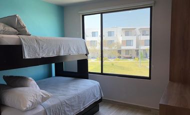 Casa Amueblada en Renta con 3 Habitaciones, Alberca y Amenidades en Xochitepec