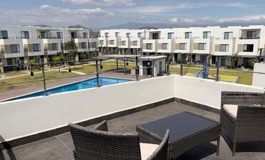 Casa Amueblada en Renta con 3 Habitaciones, Alberca y Amenidades en Xochitepec