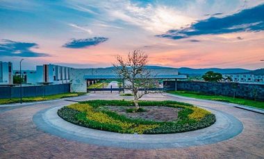 Casa Amueblada en Renta con 3 Habitaciones, Alberca y Amenidades en Xochitepec