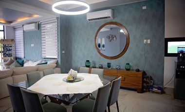 Renta de amplia casa amueblada y con paneles solares en Yucatán Country Club.