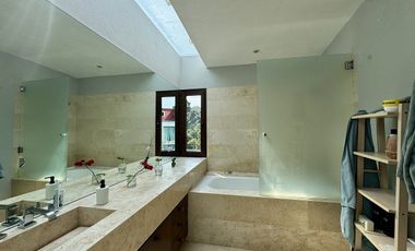 CASA EN VENTA RENTA  LOMAS DE CHAPULTEPEC