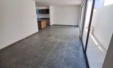 ESTRENA CASA FRACC. SUSPIRO, CERCA PLAZA SAN DIEGO