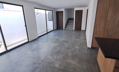 ESTRENA CASA FRACC. SUSPIRO, CERCA PLAZA SAN DIEGO