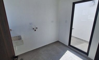 ESTRENA CASA FRACC. SUSPIRO, CERCA PLAZA SAN DIEGO