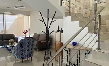 RENTA HERMOSA CASA AMUEBLADA LOMAS I