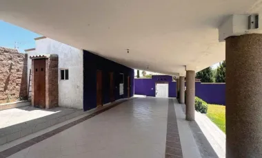 Casa en venta en Encarnacion de Diaz Centro, Encarnación de Díaz, Jalisco