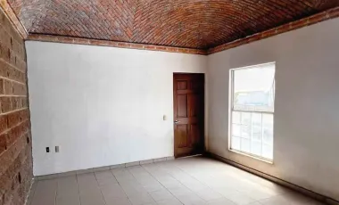 Casa en venta en Encarnacion de Diaz Centro, Encarnación de Díaz, Jalisco