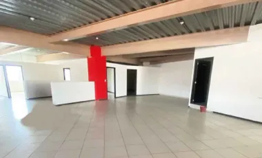 Edificio en renta en Lázaro Cárdenas, Morelia, Michoacán de Ocampo