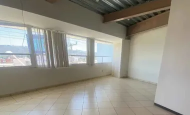 Edificio en renta en Lázaro Cárdenas, Morelia, Michoacán de Ocampo