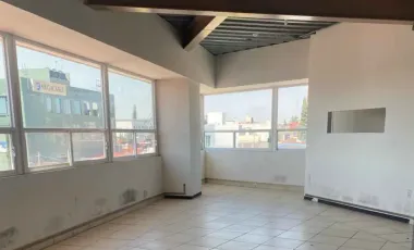 Edificio en renta en Lázaro Cárdenas, Morelia, Michoacán de Ocampo