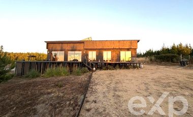 Parcela en Venta en Vende Lote 43 con casa 98 m2 Pichilemu