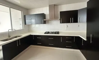 Casa en renta en Los Fresnos, Morelia, Michoacán de Ocampo